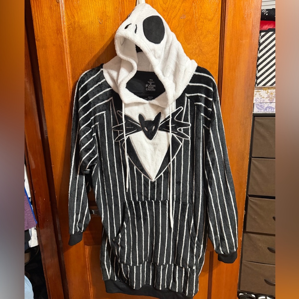NWOT Jack Skeleton Hoodie